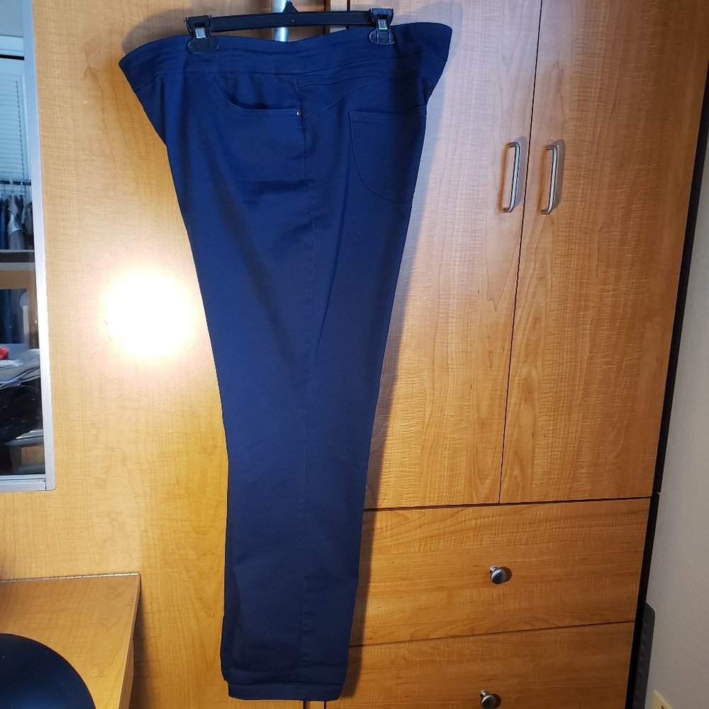 Women's Coral Bay Navy Jeans size 18